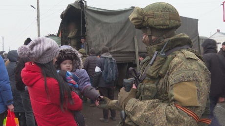 Помощь Донбассу: в Обители идет сбор гуманитарной помощи воинам и мирным жителям