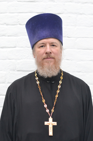 Старший священник Марфо-Мариинской обители, иерей Тихон Кречетов