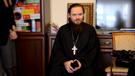 Священник Дионисий Денисов, клирик Марфо-Мариинской обители, встретился со слушателями Школы приемных родителей