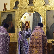 Празднование Крестовоздвижения в Марфо-Мариинской обители