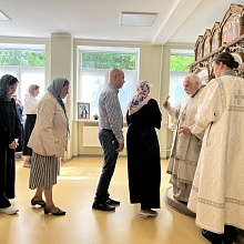 В Международный день защиты детей епископ Пантелеимон посетил «Елизаветинский сад» для детей с ДЦП 