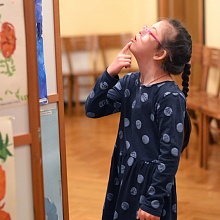 В Елизаветинском детском доме прошла выставка детских рисунков 