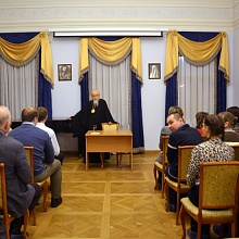 Будущие приемные родители встретились с епископом Орехово-Зуевским Пантелеимоном