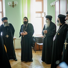 Делегация игуменов и насельников монастырей Коптской Церкви посетила Марфо-Мариинскую обитель милосердия 