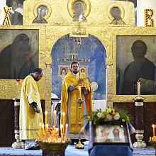 Богослужение в день памяти святых первоверховных апостолов Петра и Павла в Марфо-Мариинской обители
