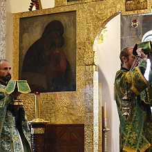 Богослужение в день памяти преподобного Серафима Саровского в Марфо-Мариинской обители